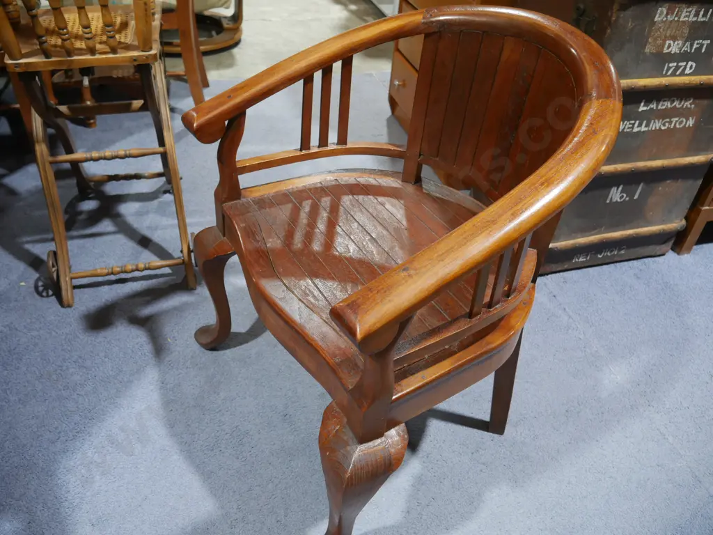 Octagonal wooden table and 4 wooden tub dining chair Image 1++