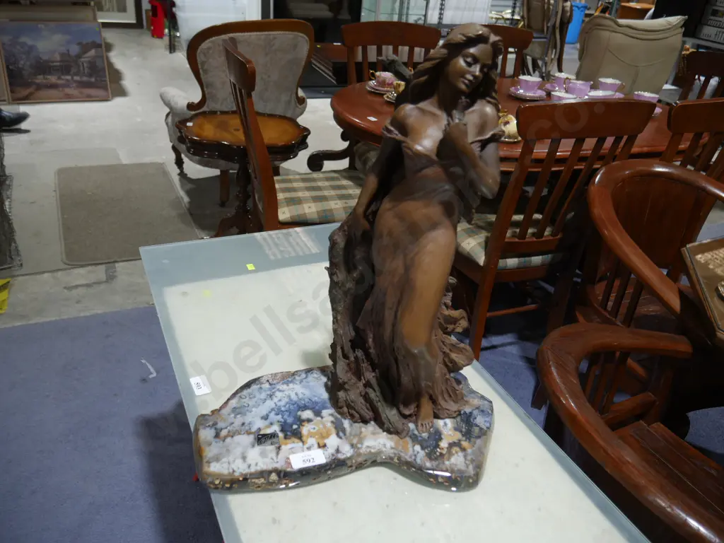 M. Vidal Ebano figurine sculpture Image 1++