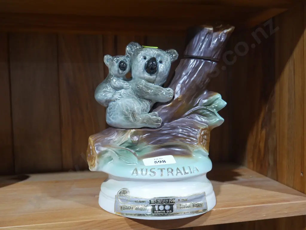 Jim Beam decanter koalas Image 1++