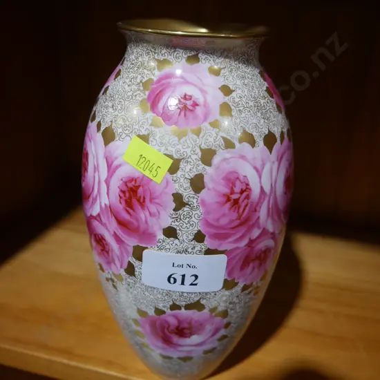 Royal Doulton Rose vase