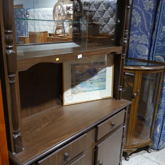 Wall unit