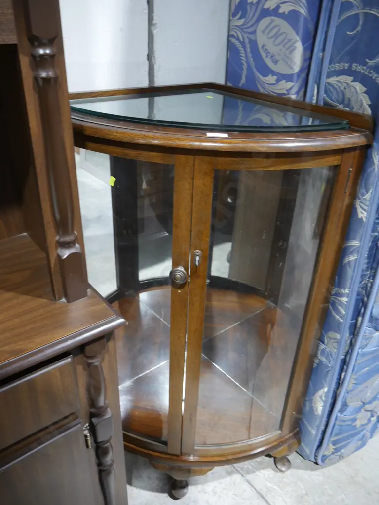 Corner cabinet Image 1++