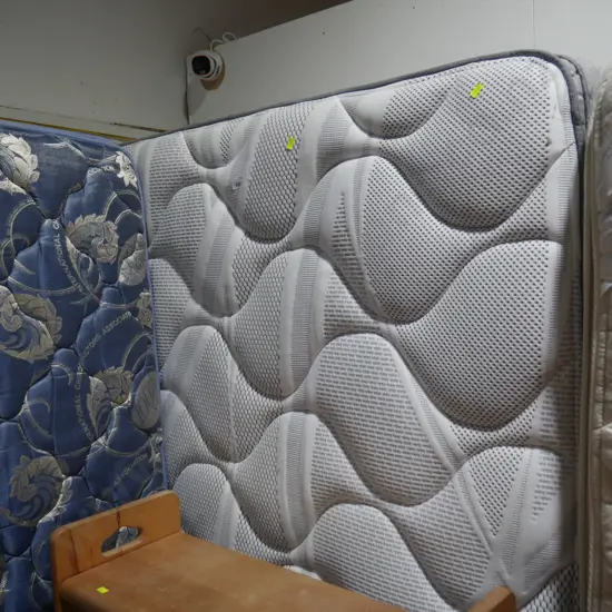 Queen a base and mattress