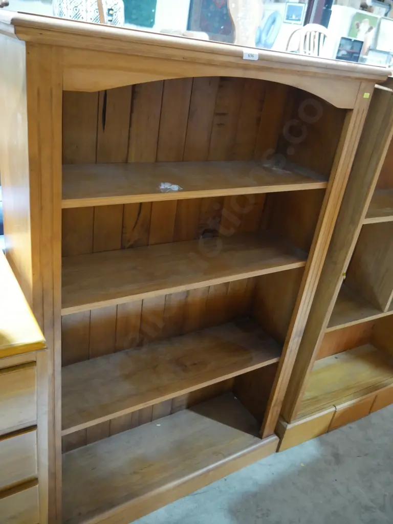 Bookcase Image 1++