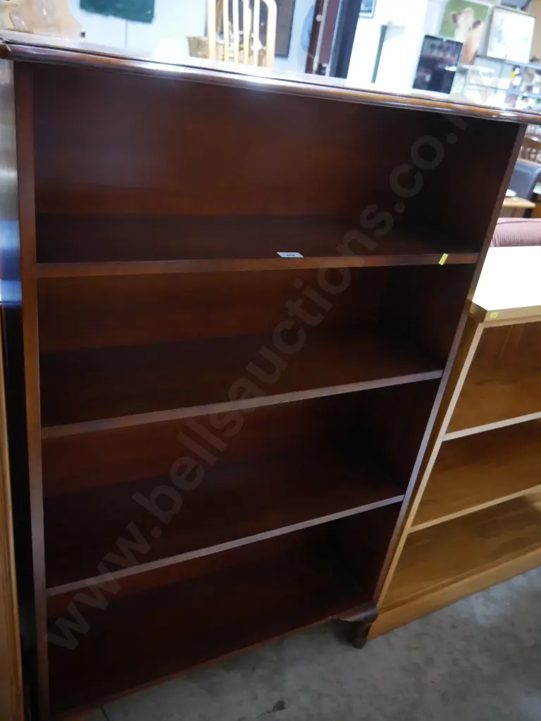 Mahogany bookcase Image 1++