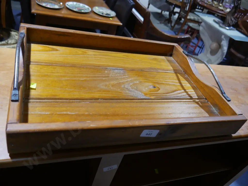 Wooden Butler's tray Image 1++