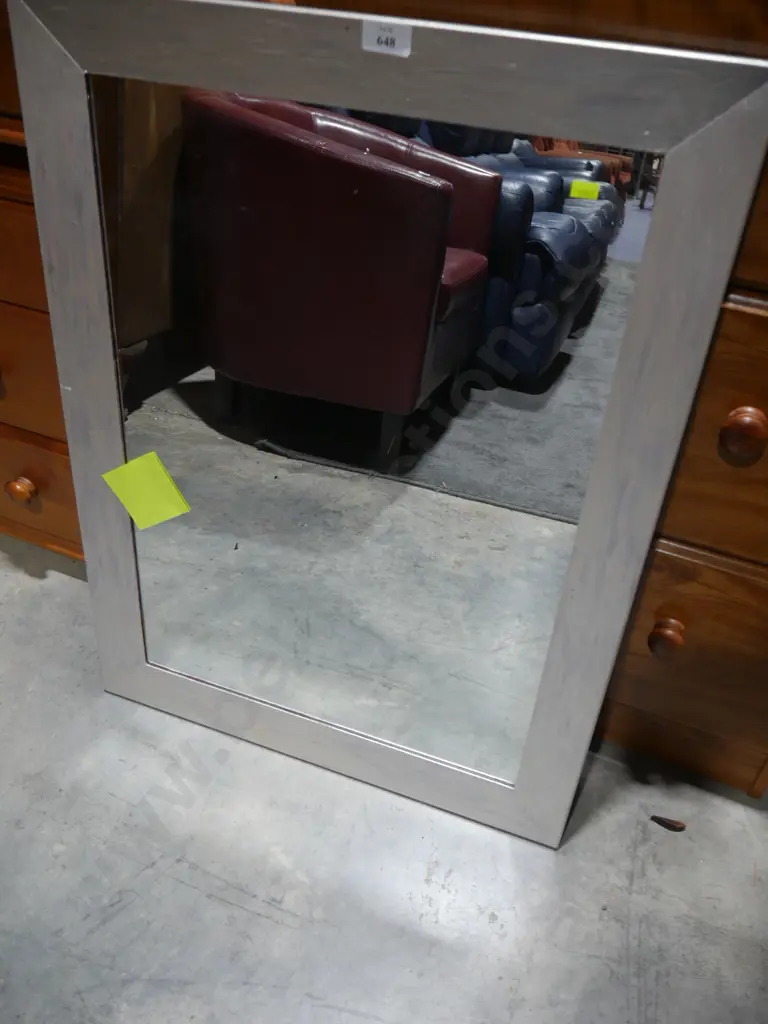 Silver frame mirror Image 1++