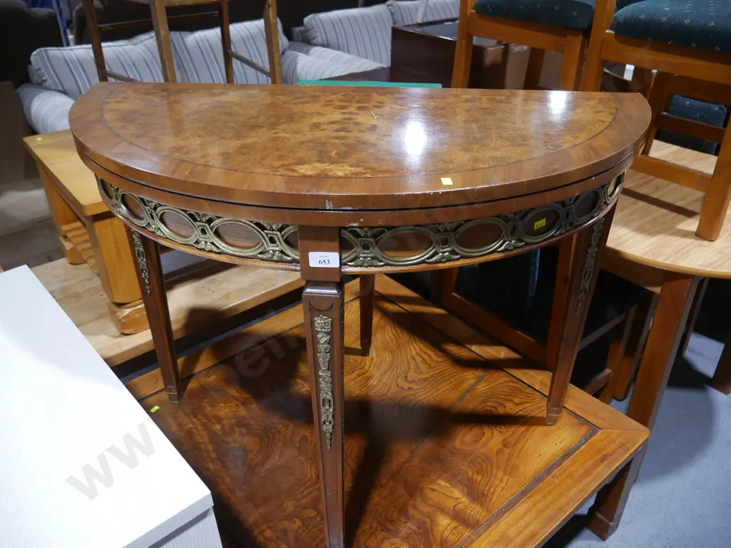 Games table Image 1++