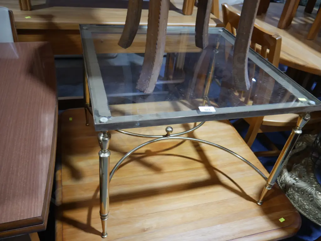 Brass and glass coffee table Image 1++