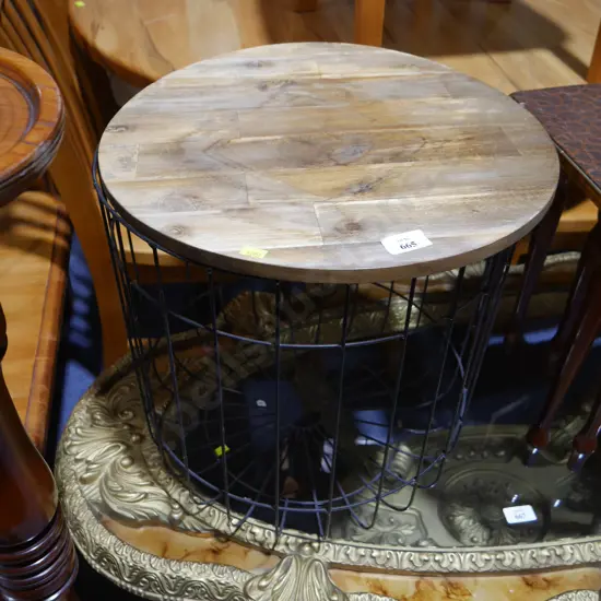 Wine table