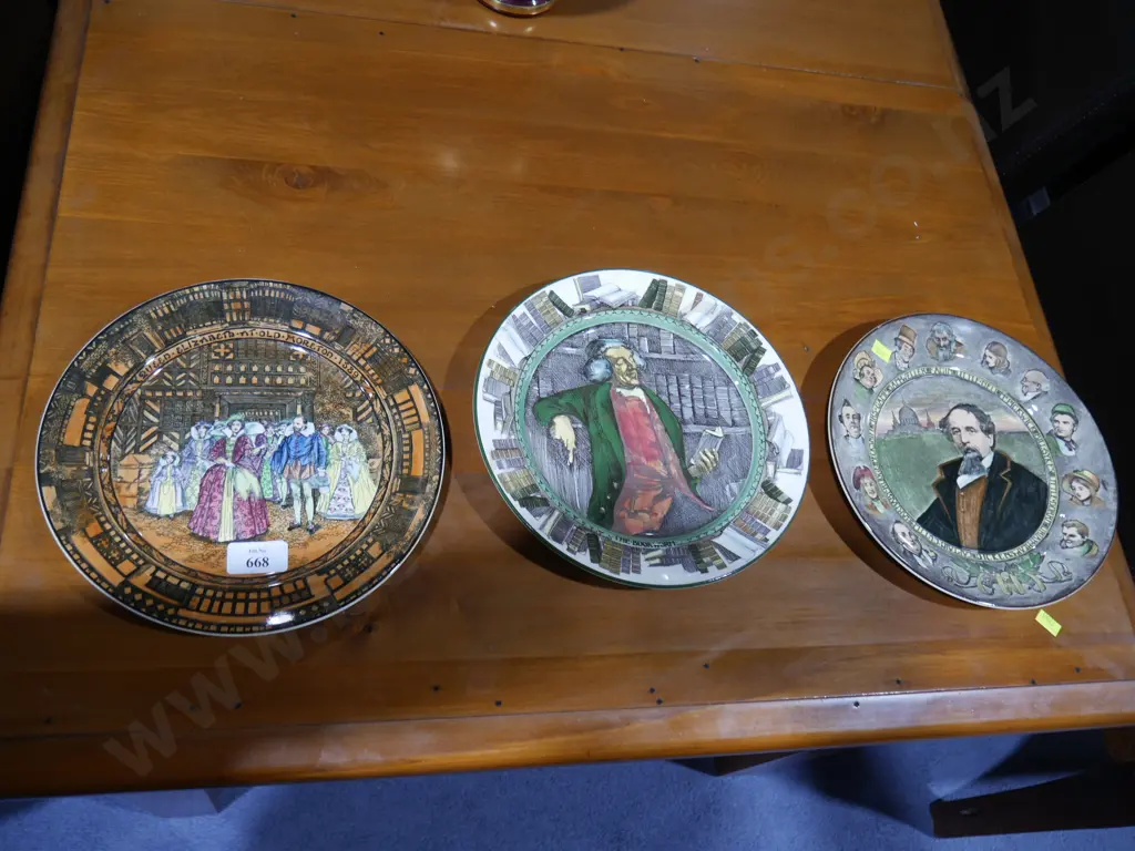 3 Royal Dalton plates Image 1++