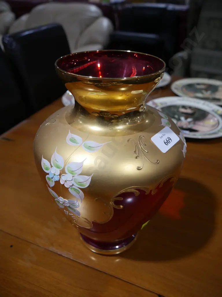 Red Bohemian vase Image 1++