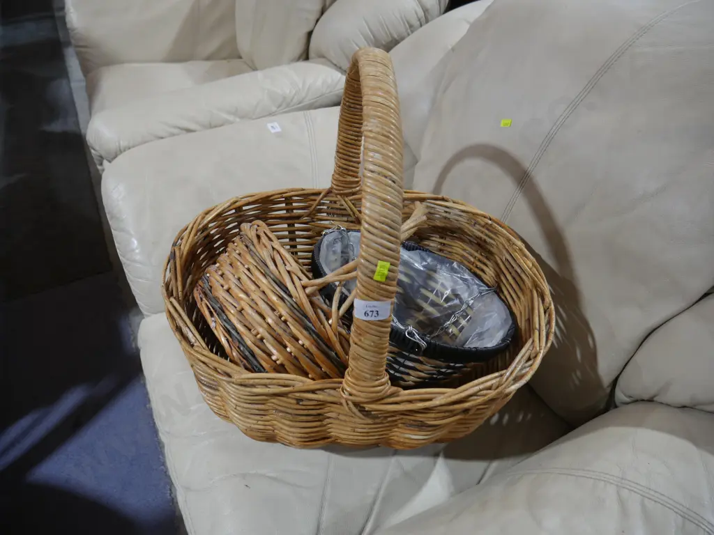 Cane baskets Image 1++