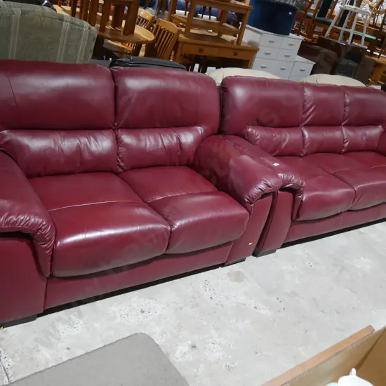 2 piece maroon lounge suite