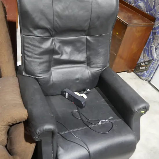 Electric arm chair