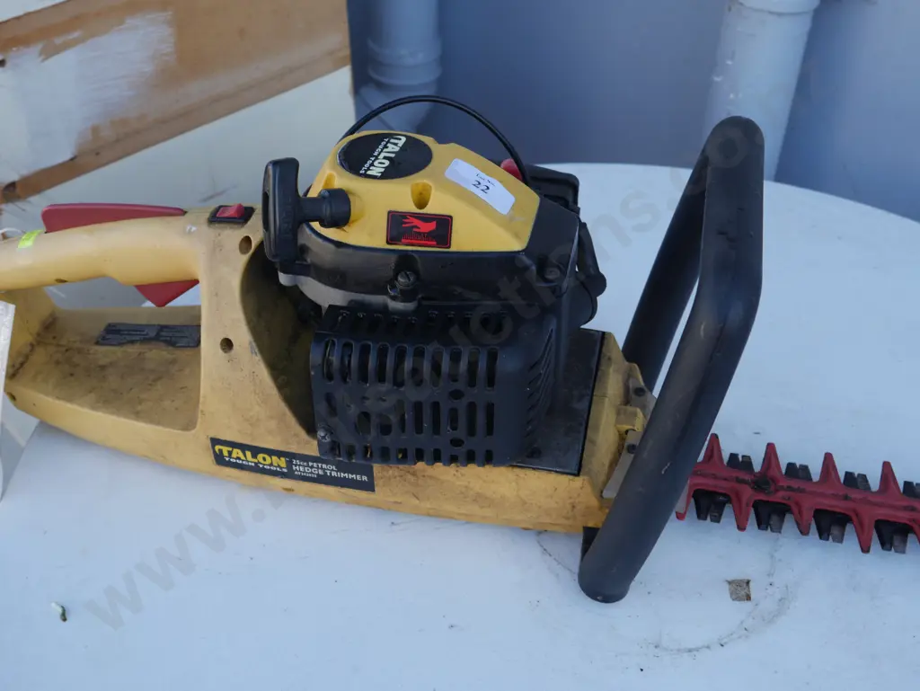 Talon petrol Hedge trimmer Image 1++