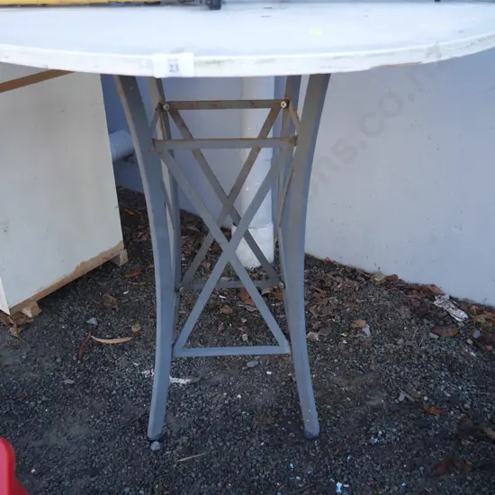 Outdoor table