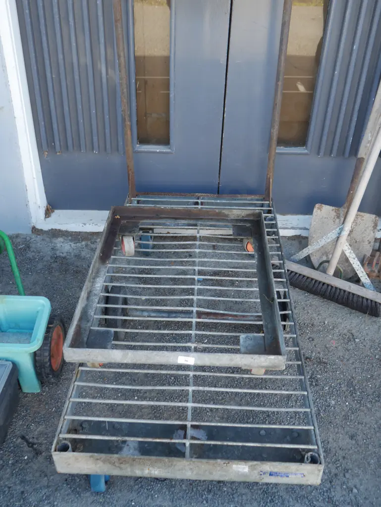 Workshop trolleys Image 1++