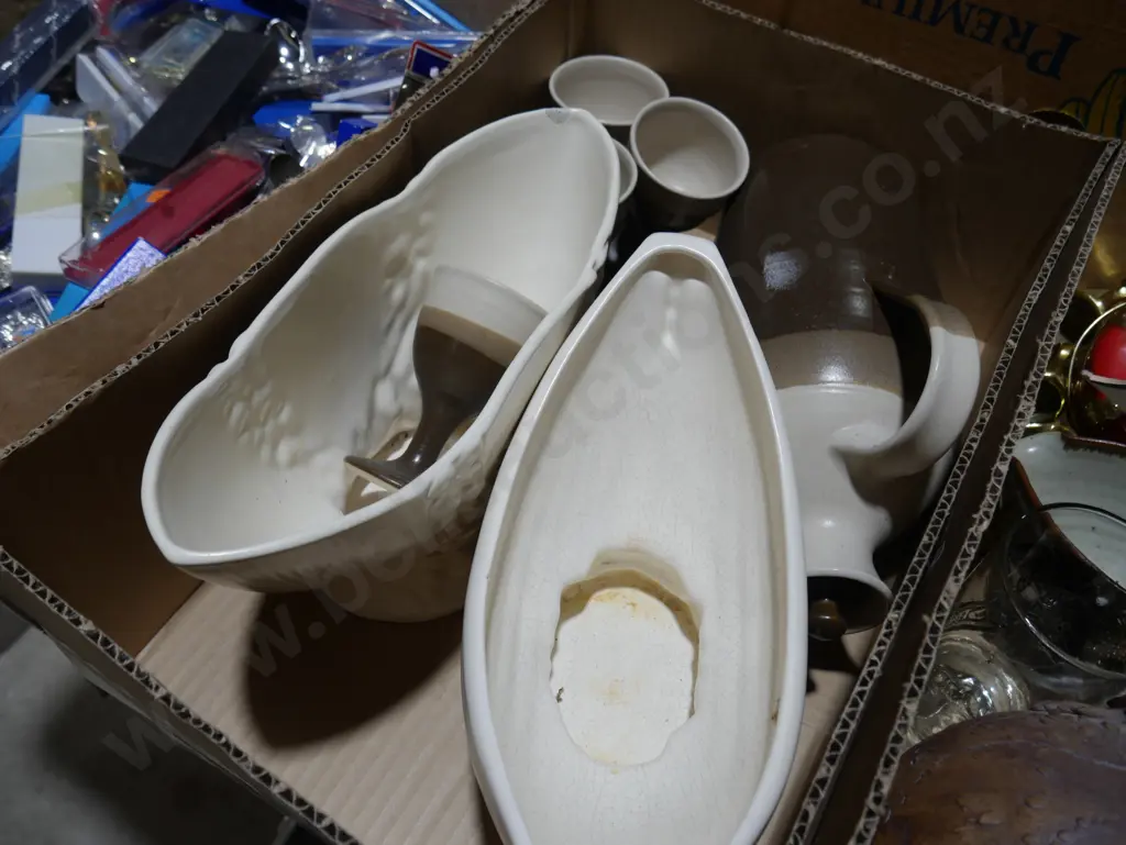Pottery, vases Image 1++