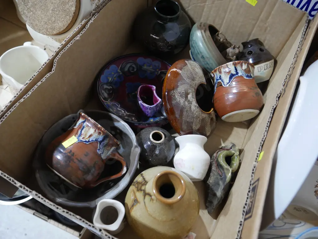 Pottery Image 1++
