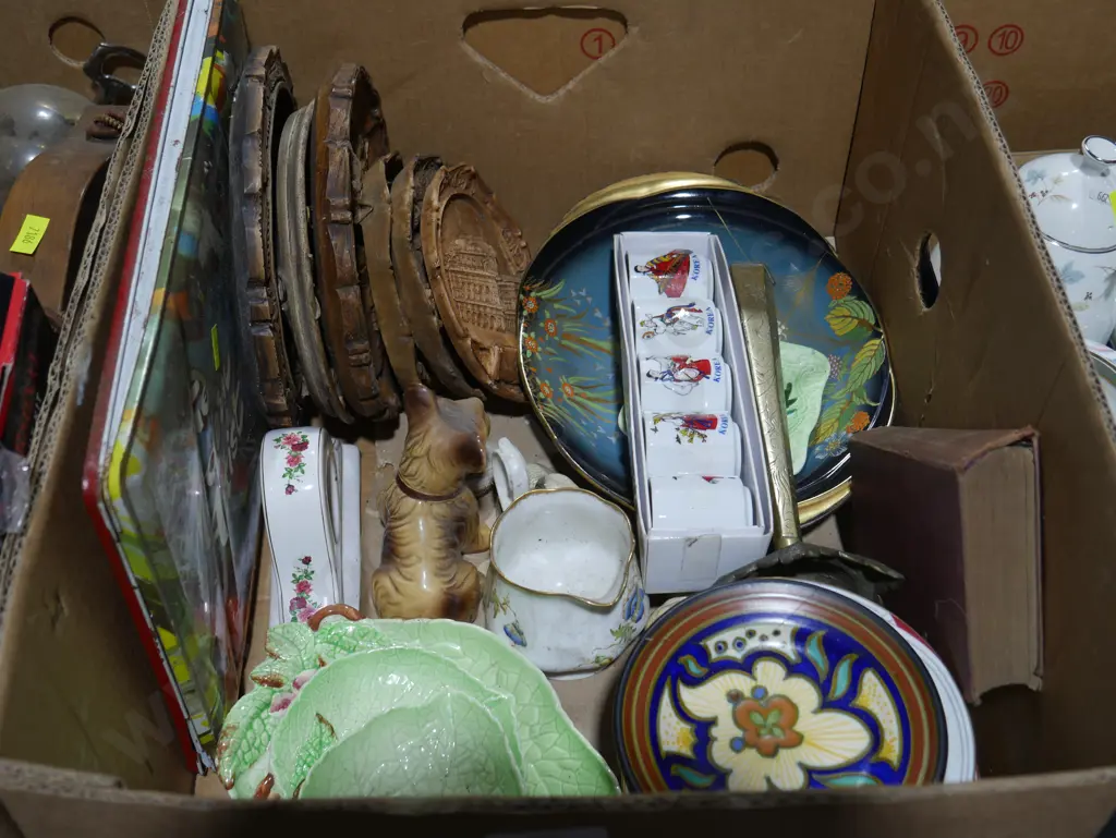 China, wood ware etc Image 1++
