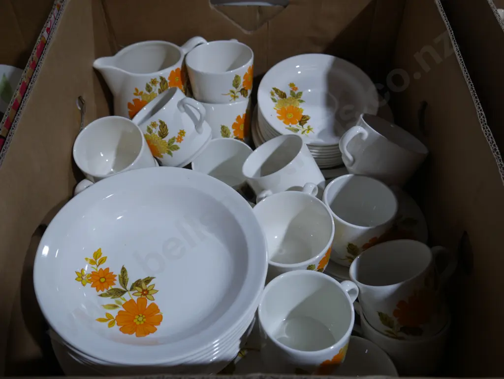 Crown lynn china Image 1++