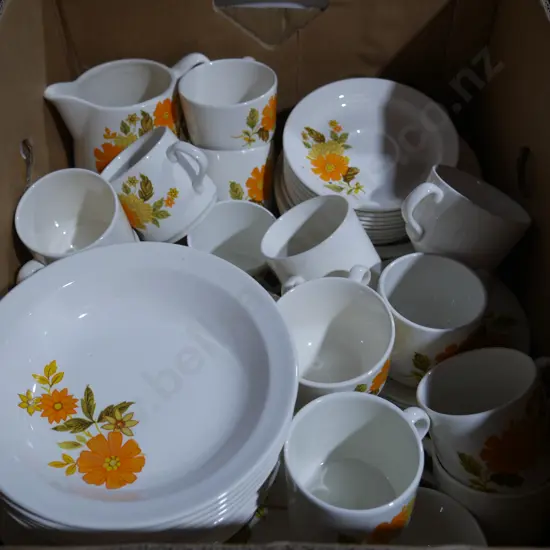 Crown lynn china