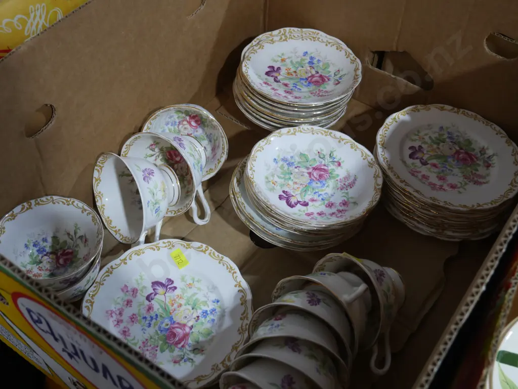 Royal Albert trios Image 1++