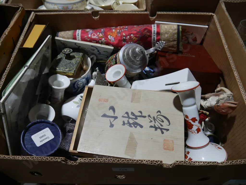 Ornaments, sundries Image 1++