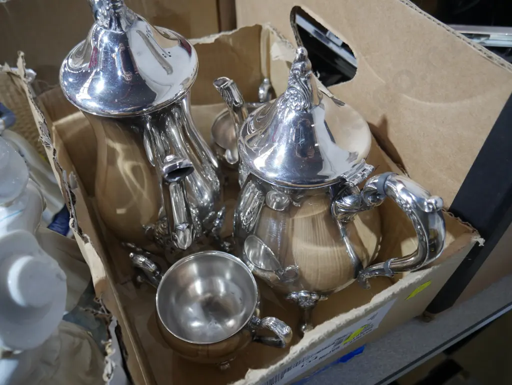 Tea service Image 1++