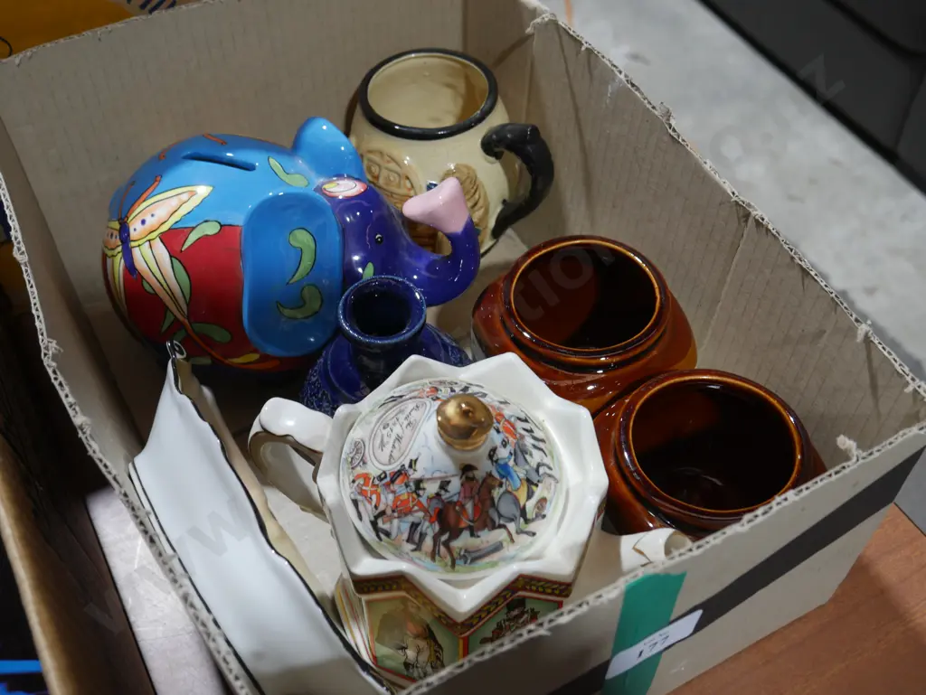 China, piggy bank etc Image 1++