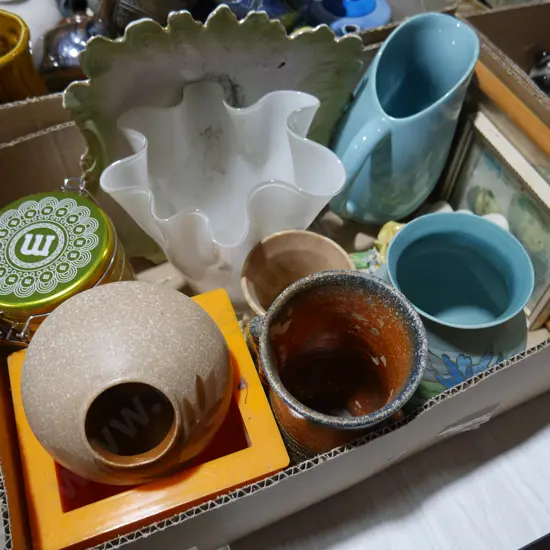 Vases , ect