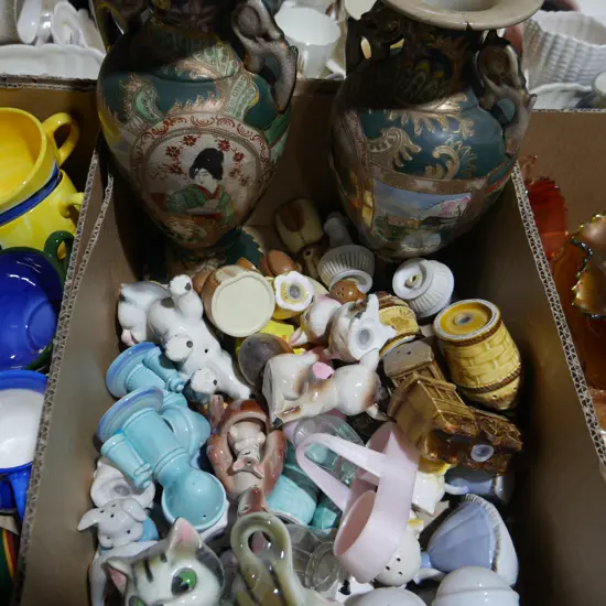 Figurines