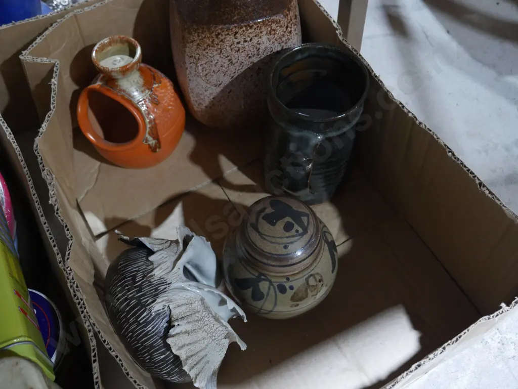 Pottery bowls , vases Image 1++