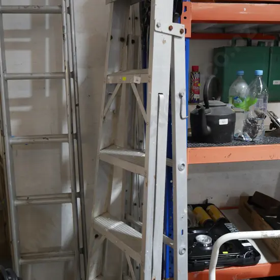 Aluminium extension ladder