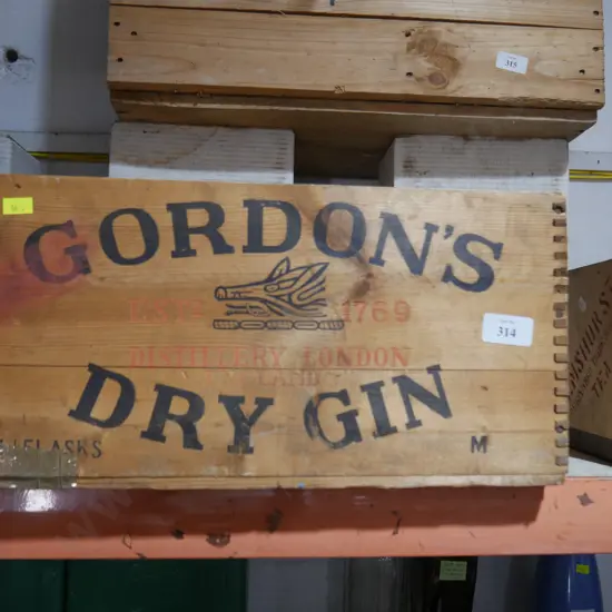 Gordons gin box