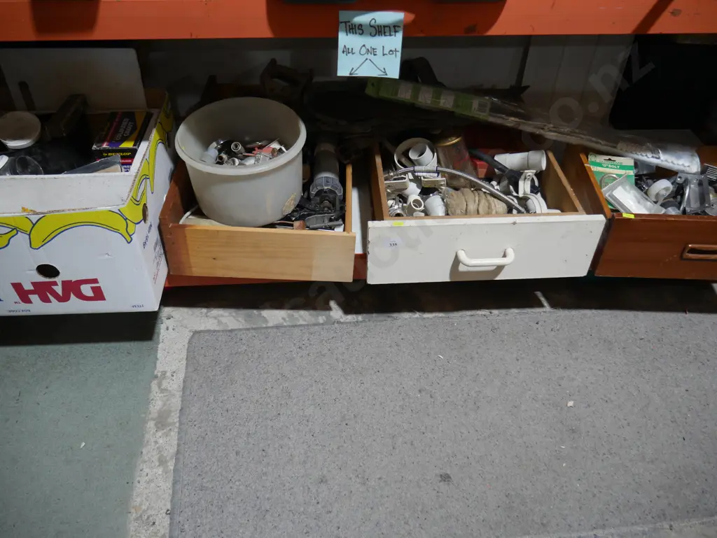 4 boxes garage sundries Image 1++