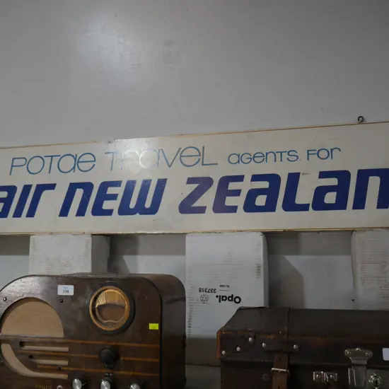 Air new Zealand sign