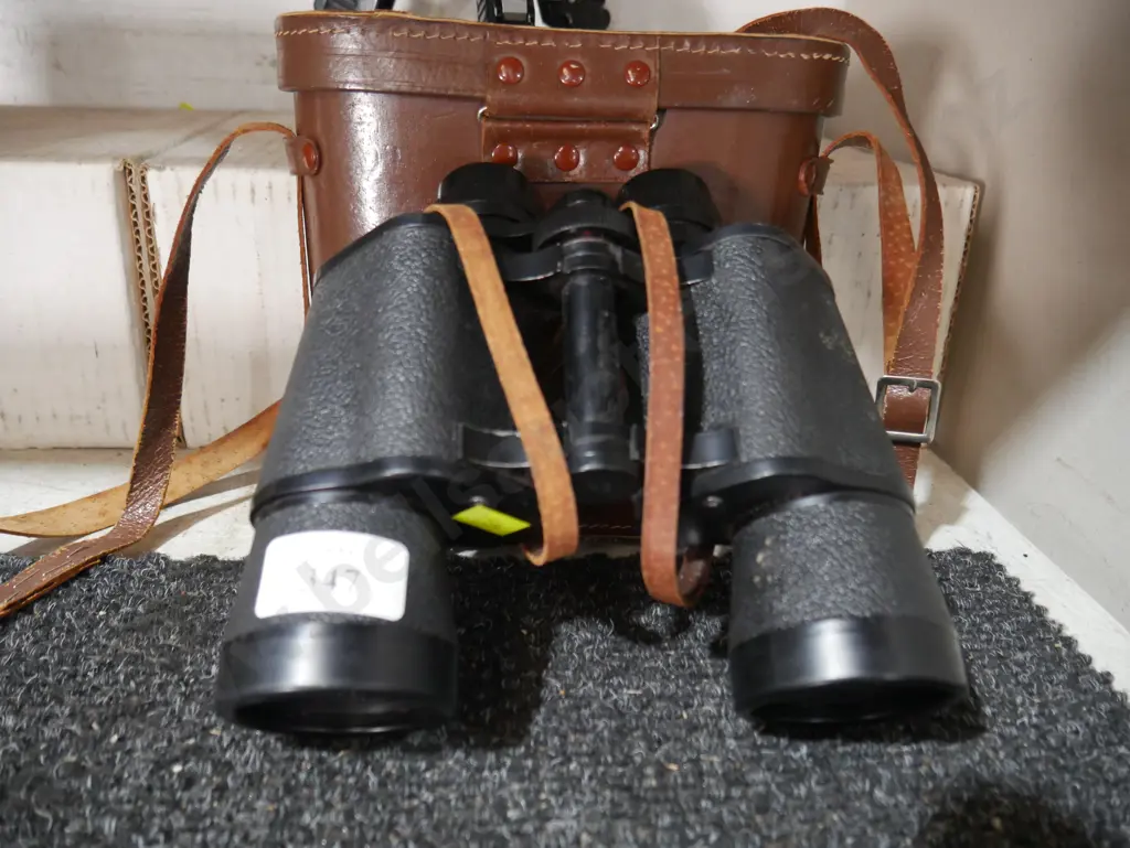 Binoculars Image 1++