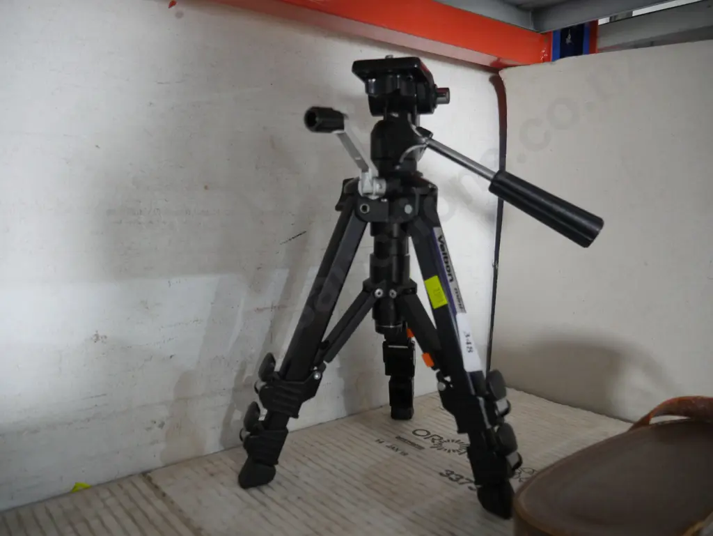 Tripod Image 1++
