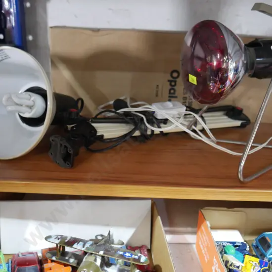 Heat lamp