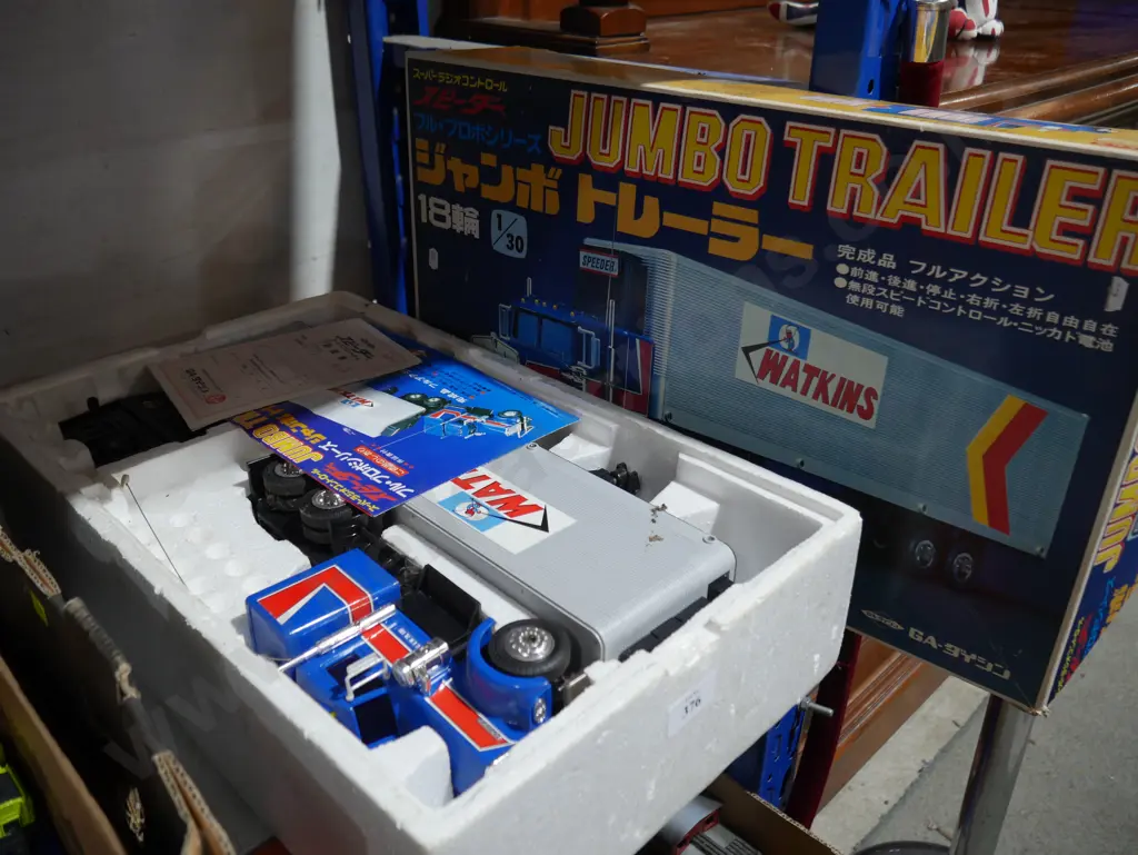 RC truck and trailer Image 1++