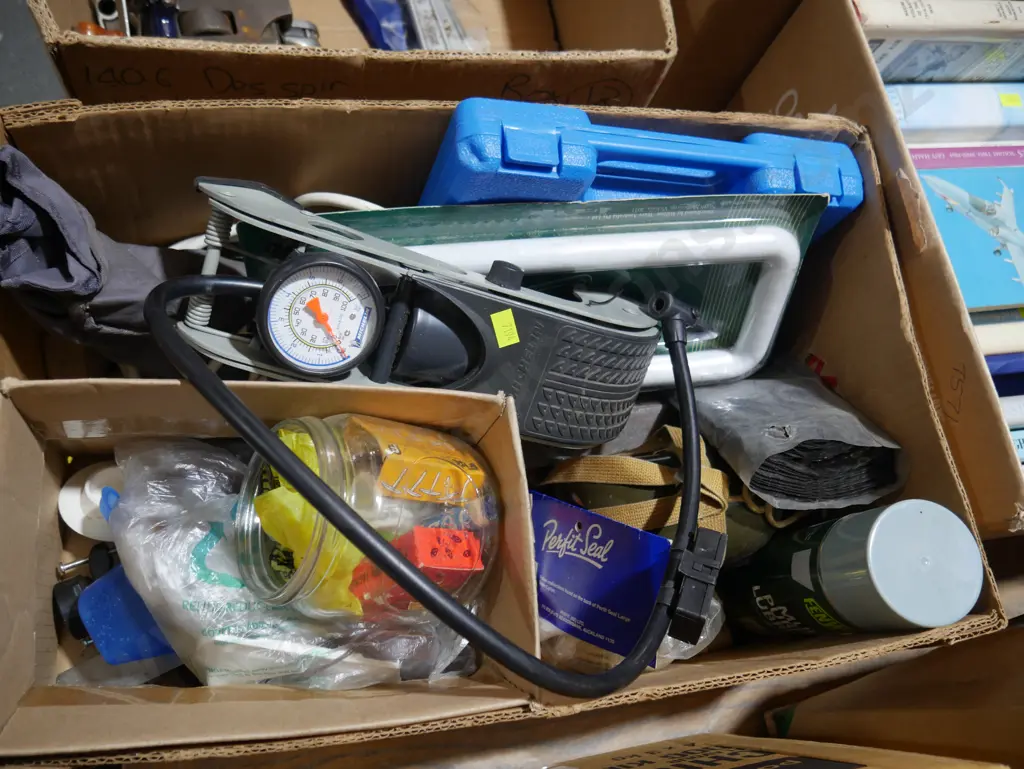 Air pump, tools Image 1++