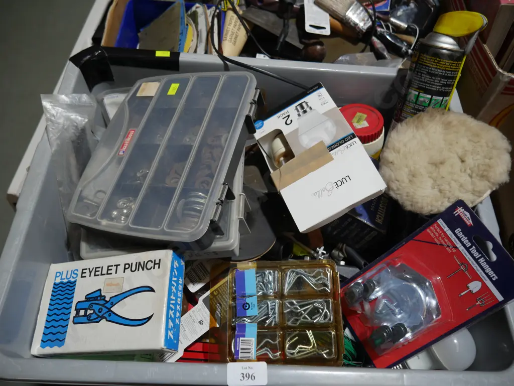 Garage sundries Image 1++