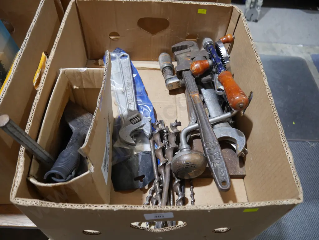 Drills, tools Image 1++