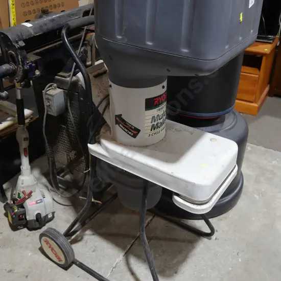 Ryobi mulcher