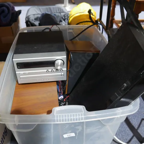 Stereo, speakers