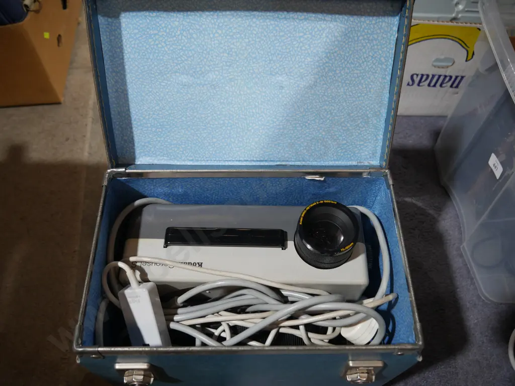 Kodak slide projector Image 1++