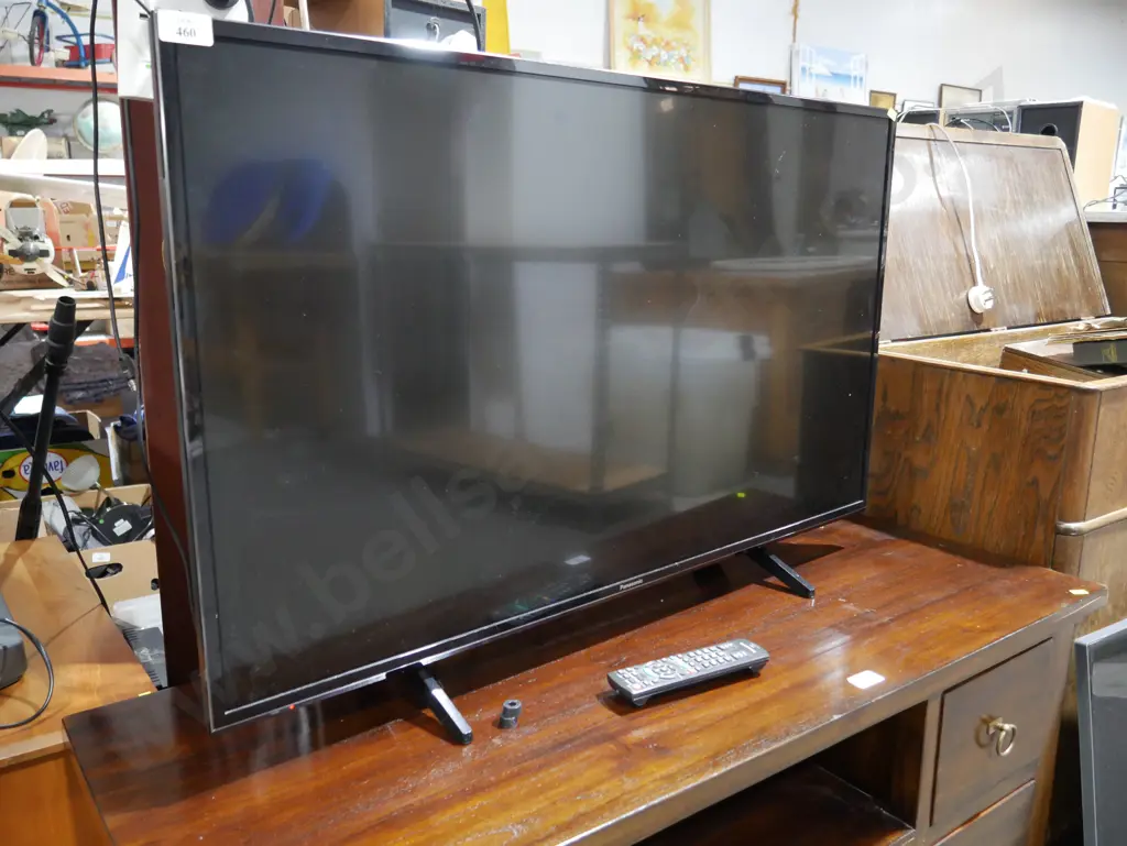 Panasonic tv 43inch Image 1++
