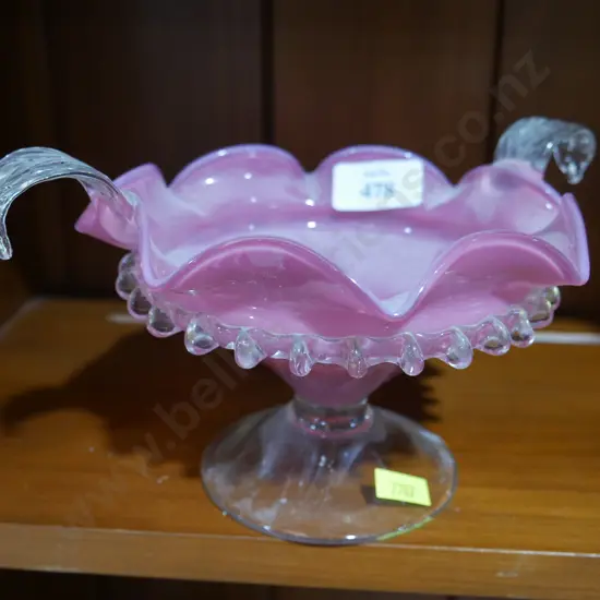 Glass comport